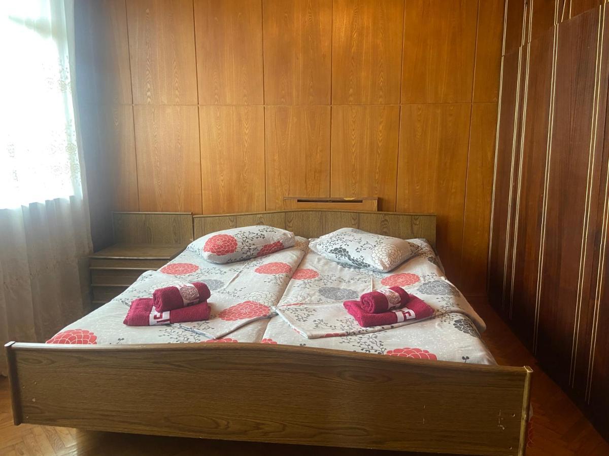 Luka Family Guest House Batumi Exterior photo